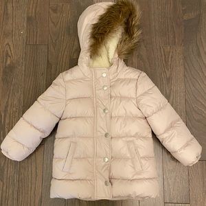 Old Navy Winter puffer coat 3t NWOT
